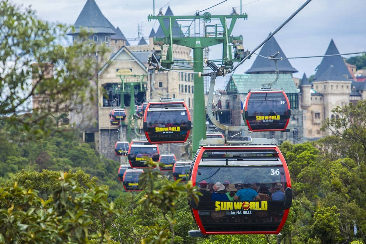 🚡 Ba Na Hills Cable Car: A Journey Above the Clouds