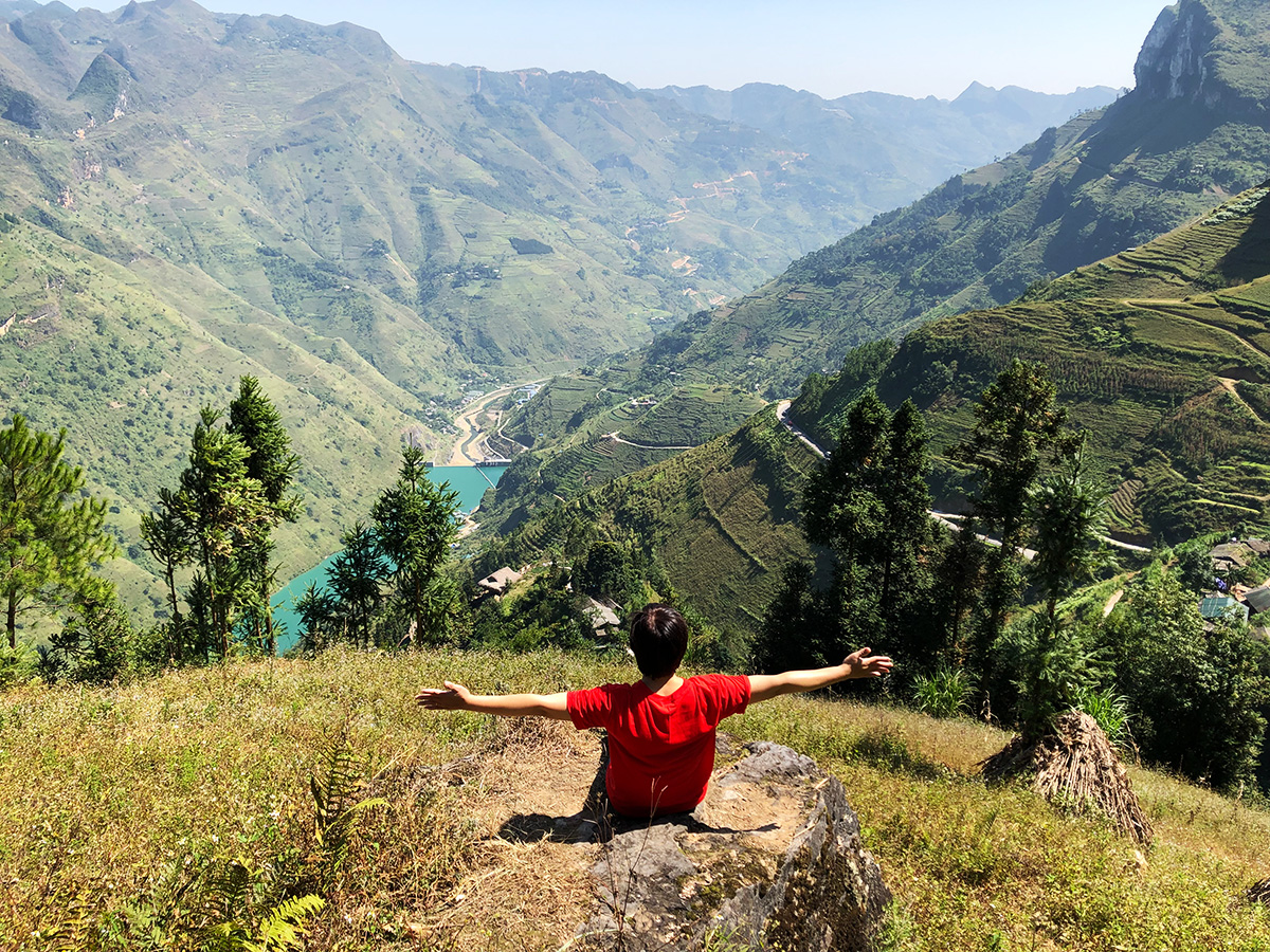 Conquering the White Cliffs: A Hidden Gem in Ha Giang