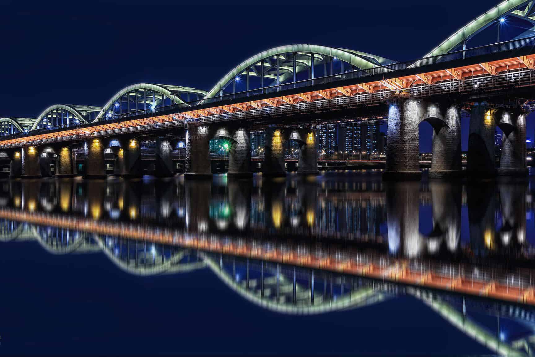 Han River Bridge – The Rotating Jewel of Da Nang