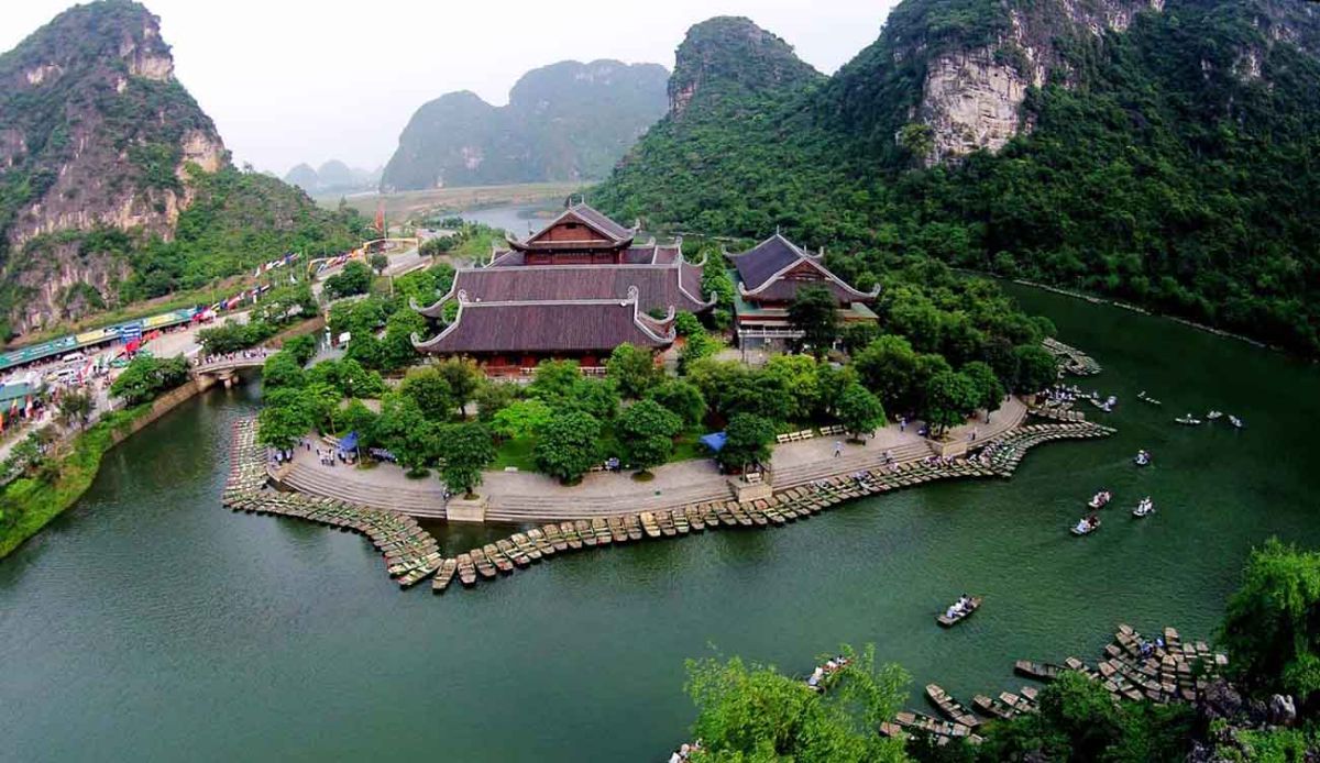 Your Ultimate Ninh Binh Travel Guide: When to Go, Where to Stay, and What to See