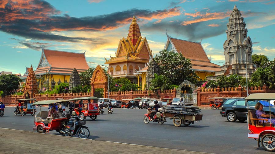 🎉 Cambodia Festivals and Events – A Celebration of Culture and Spirit 🇰🇭